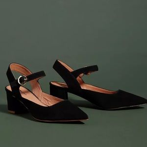 NWT Gorgeous and comfy Anthropologie Matiko Alive black suede 38